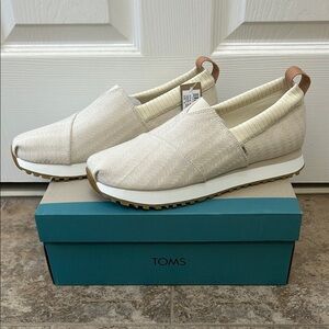 TOMS Cream Slip-On Sneakers